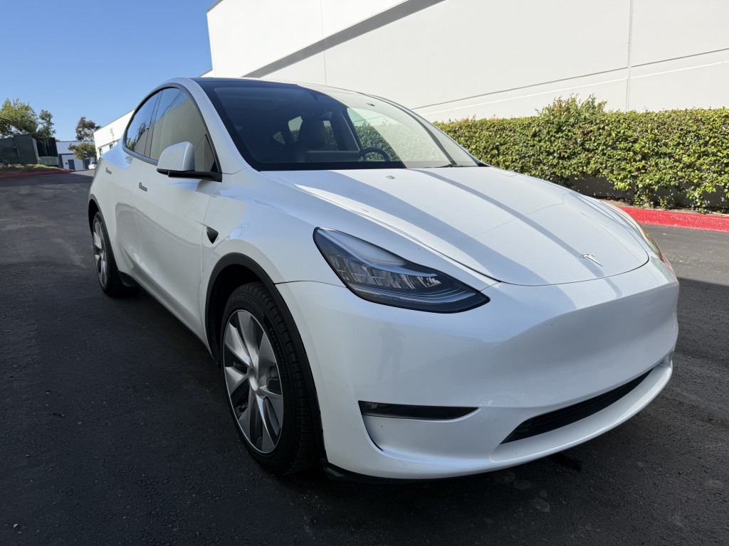 tesla model y 2023 7SAYGDEE9PA140635 image tesla model y 2023 7SAYGDEE9PA140635 image